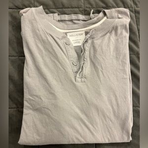 Men’s shirt never worn